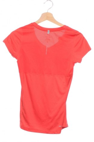 Dámske tričko Nike, Veľkosť XS, Farba Červená, Cena  15,35 €