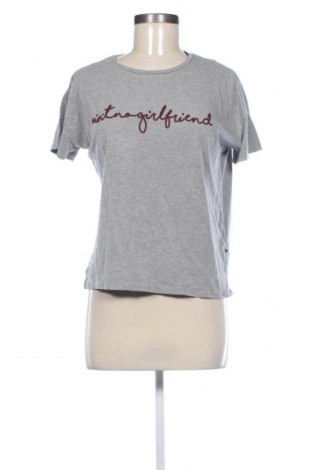 Γυναικείο t-shirt Noisy May, Μέγεθος S, Χρώμα Γκρί, Τιμή 9,21 €