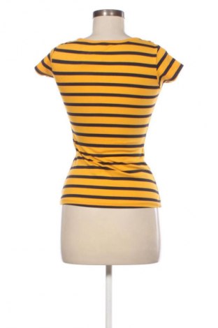 Tricou de femei Unbranded, Mărime S, Culoare Multicolor, Preț 47,00 Lei