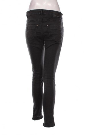 Дамски дънки Ascari Jeans, Размер M, Цвят Черен, Цена 41,99 лв.