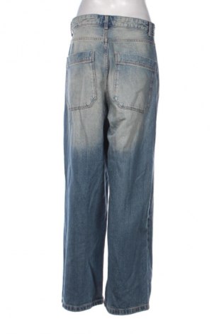 Γυναικείο Τζίν Bershka, Μέγεθος L, Χρώμα Μπλέ, Τιμή 14,83 €