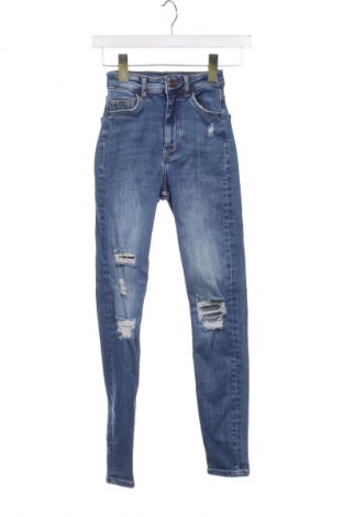 Γυναικείο Τζίν Bershka, Μέγεθος XXS, Χρώμα Μπλέ, Τιμή 14,83 €