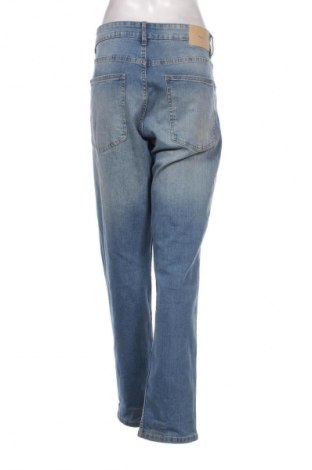 Blugi de femei Bershka, Mărime XL, Culoare Albastru, Preț 79,00 Lei