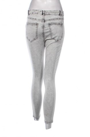 Damskie jeansy Bershka, Rozmiar M, Kolor Szary, Cena 66,67 zł