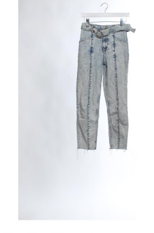 Damskie jeansy Bershka, Rozmiar XXS, Kolor Niebieski, Cena 69,01 zł