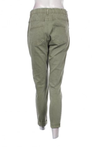 Női farmernadrág Bershka, Méret S, Szín Zöld, Ár 5 865 Ft