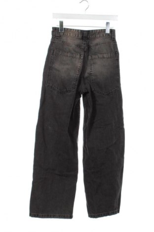 Damskie jeansy Bershka, Rozmiar XS, Kolor Czarny, Cena 67,41 zł
