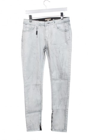 Blugi de femei Burberry Brit, Mărime M, Culoare Alb, Preț 360,53 Lei