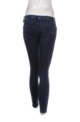 Dámske džínsy  Calvin Klein Jeans, Veľkosť S, Farba Modrá, Cena  34,78 €