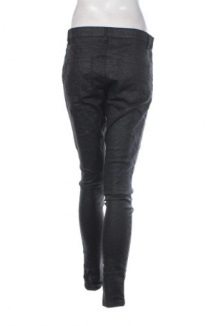Damskie jeansy Esmara, Rozmiar L, Kolor Czarny, Cena 95,99 zł