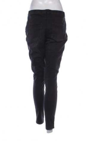 Damskie jeansy Essentials by Tchibo, Rozmiar M, Kolor Czarny, Cena 95,99 zł