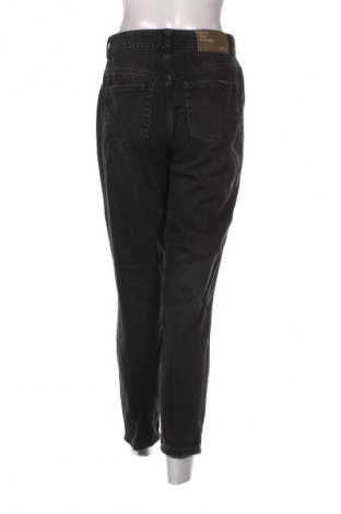 Damskie jeansy Fb Sister, Rozmiar M, Kolor Czarny, Cena 95,99 zł