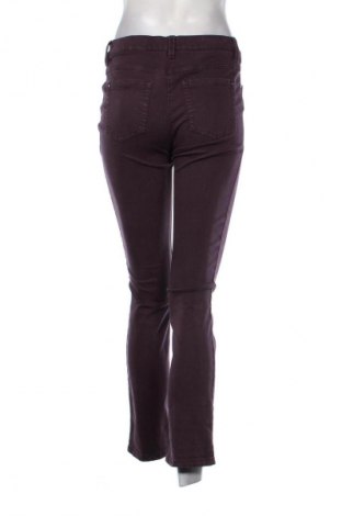 Damen Jeans Gerry Weber, Größe M, Farbe Lila, Preis 38,36 €