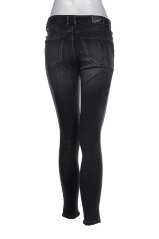 Damskie jeansy Guess, Rozmiar M, Kolor Czarny, Cena 172,41 zł