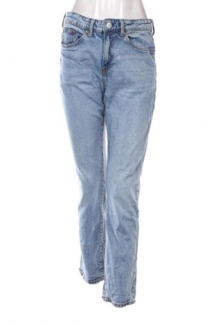 Damskie jeansy H&M, Rozmiar L, Kolor Niebieski, Cena 95,99 zł