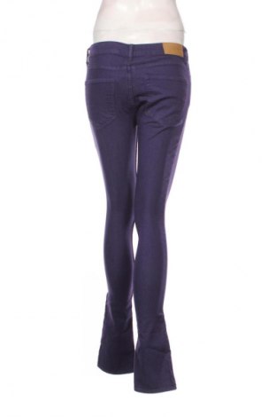 Damskie jeansy H&M, Rozmiar M, Kolor Niebieski, Cena 150,99 zł