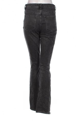 Дамски дънки H&M Divided, Размер M, Цвят Сив, Цена 29,99 лв.