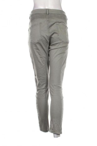 Damen Jeans Janina, Größe L, Farbe Grün, Preis 20,99 €