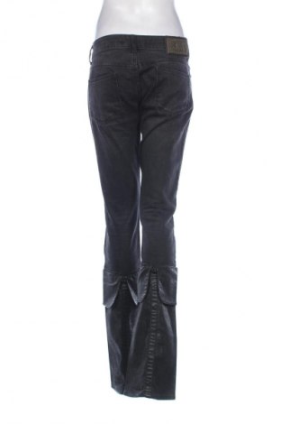 Damskie jeansy Just Cavalli, Rozmiar L, Kolor Czarny, Cena 851,72 zł