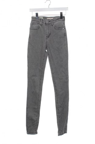 Дамски дънки Levi's, Размер XS, Цвят Сив, Цена 75,00 лв.