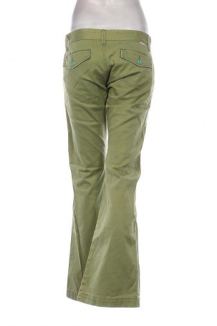 Dámske džínsy  Levi's, Veľkosť M, Farba Zelená, Cena  38,36 €