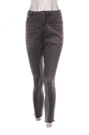Damskie jeansy ONLY, Rozmiar XL, Kolor Szary, Cena 111,99 zł