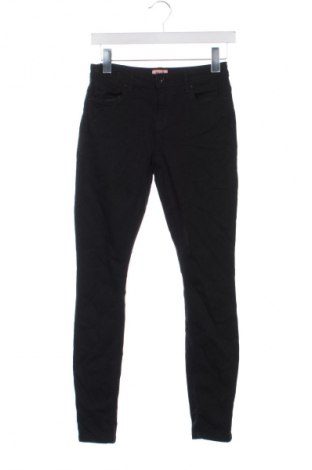 Damskie jeansy ONLY, Rozmiar M, Kolor Czarny, Cena 111,99 zł