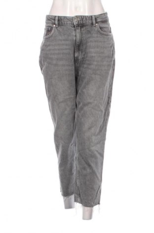 Damskie jeansy ONLY, Rozmiar XL, Kolor Szary, Cena 111,99 zł