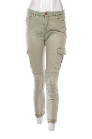 Damskie jeansy ONLY, Rozmiar M, Kolor Zielony, Cena 111,99 zł