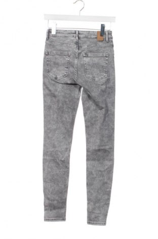 Dámske džínsy  ONLY, Veľkosť XS, Farba Sivá, Cena  19,95 €