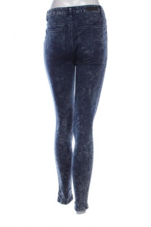 Damskie jeansy Pieces, Rozmiar S, Kolor Niebieski, Cena 111,99 zł