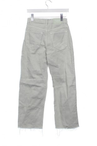 Dámske džínsy  Pull&Bear, Veľkosť S, Farba Zelená, Cena  16,95 €