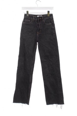 Női farmernadrág Pull&Bear, Méret XXS, Szín Fekete, Ár 7 879 Ft