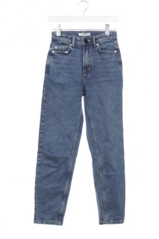 Dámske džínsy  Pull&Bear, Veľkosť XS, Farba Modrá, Cena  14,83 €