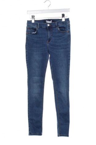 Γυναικείο Τζίν Pull&Bear, Μέγεθος M, Χρώμα Μπλέ, Τιμή 12,99 €