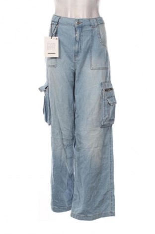 Blugi de femei Pull&Bear, Mărime M, Culoare Albastru, Preț 156,99 Lei