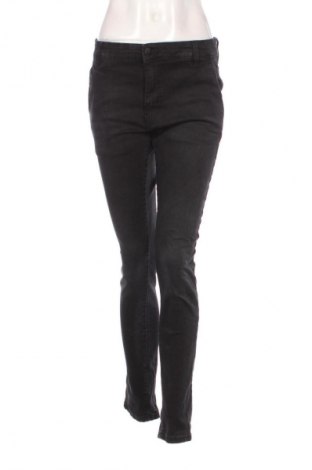 Blugi de femei Reserved, Mărime M, Culoare Negru, Preț 98,99 Lei