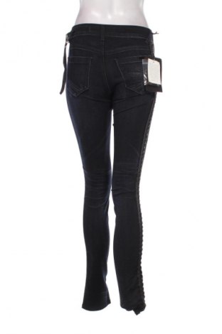 Дамски дънки Richmond Denim, Размер S, Цвят Син, Цена 190,00 лв.