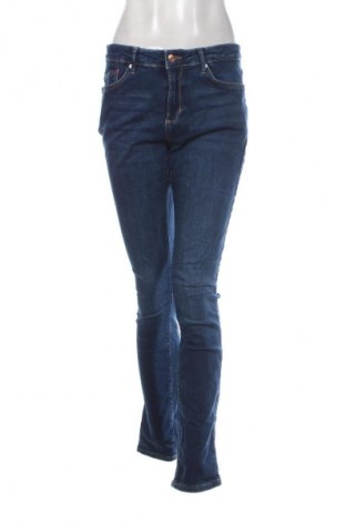 Damskie jeansy S.Oliver, Rozmiar M, Kolor Niebieski, Cena 134,99 zł