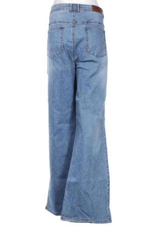 Damskie jeansy Sheego, Rozmiar 4XL, Kolor Niebieski, Cena 94,38 zł