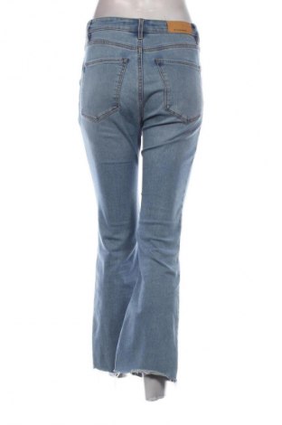 Blugi de femei Stradivarius, Mărime M, Culoare Albastru, Preț 76,32 Lei
