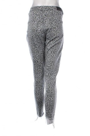 Damen Jeans Stradivarius, Größe XL, Farbe Mehrfarbig, Preis € 14,91