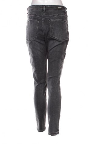 Dámske džínsy  Stradivarius, Veľkosť XL, Farba Sivá, Cena  16,95 €