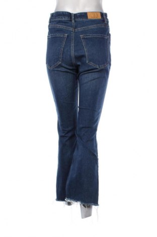 Damen Jeans Stradivarius, Größe M, Farbe Blau, Preis 15,00 €