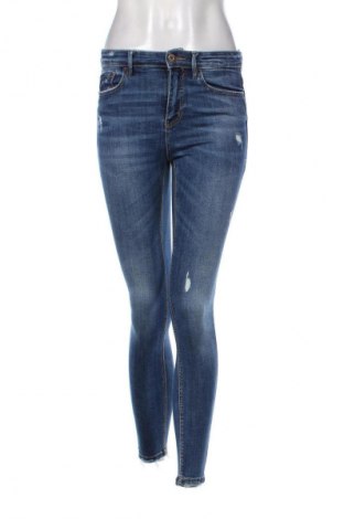Női farmernadrág Stradivarius, Méret S, Szín Kék, Ár 6 004 Ft