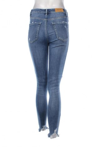 Damskie jeansy Stradivarius, Rozmiar S, Kolor Niebieski, Cena 66,39 zł