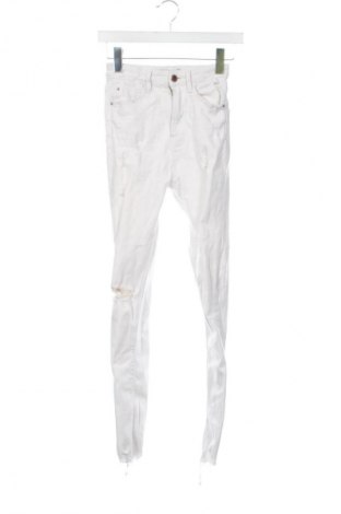 Női farmernadrág Stradivarius, Méret XXS, Szín Fehér, Ár 5 776 Ft