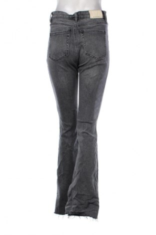Damen Jeans Stradivarius, Größe M, Farbe Grau, Preis 14,91 €