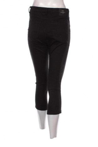 Damskie jeansy Stradivarius, Rozmiar M, Kolor Czarny, Cena 95,99 zł