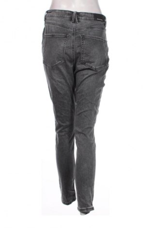 Damen Jeans Stradivarius, Größe XL, Farbe Grau, Preis € 20,99